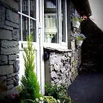 Stylish & Contemporary 5 * Fully Renovated Luxurious Daire Ambleside
