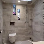 Stylish & Contemporary 5 * Fully Renovated Luxurious Daire *