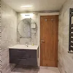 Stylish & Contemporary 5 * Fully Renovated Luxurious Daire Ambleside
