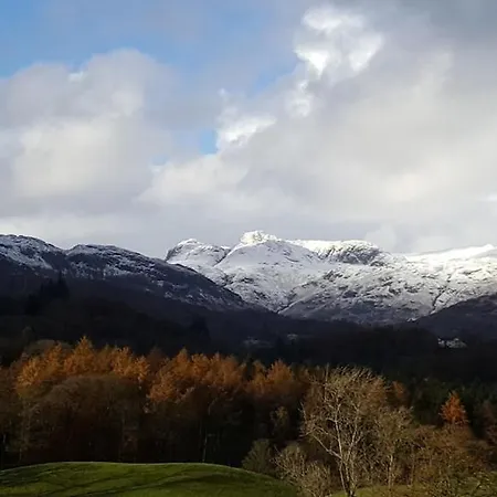 Stylish & Contemporary 5 * Fully Renovated Luxurious Apartamento