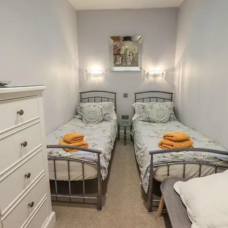 Stylish & Contemporary 5 * Fully Renovated Luxurious * Ambleside